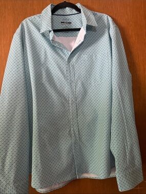 Apt 9 slim fit untucked fit shirt